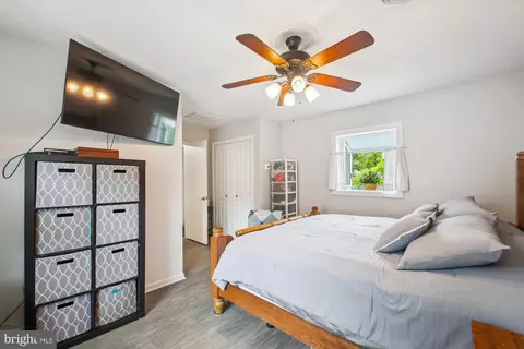 Bedroom - 1482 Friendly Rd, Pasadena, MD 21122 photo 4 of 7