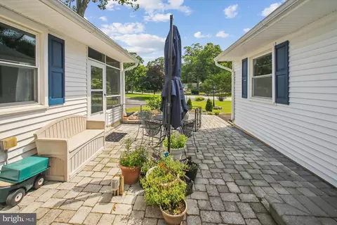 Exterior - 1482 Friendly Rd, Pasadena, MD 21122 photo 8 of 11