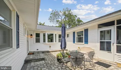 Exterior - 1482 Friendly Rd, Pasadena, MD 21122 photo 9 of 11