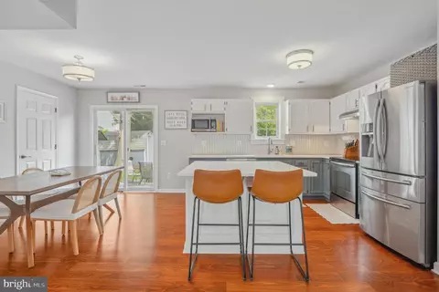 926 Hillside Ave, Edgewater, MD 21037 photo 3