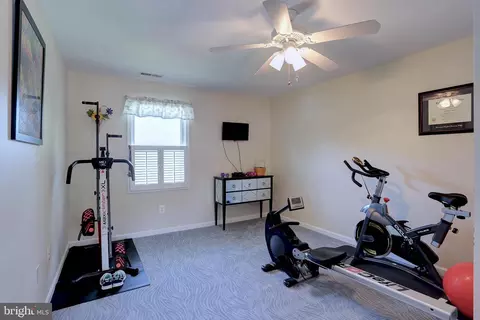 Bedroom - 1539 Pine Whiff Ave, Edgewater, MD 21037 photo 7 of 7