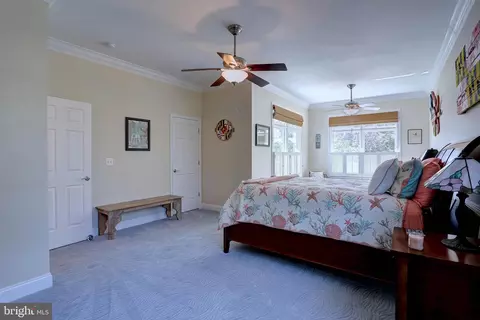 Bedroom - 1539 Pine Whiff Ave, Edgewater, MD 21037 photo 2 of 7