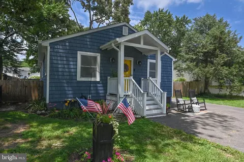 548 Poplar Dr, Riva, MD 21140