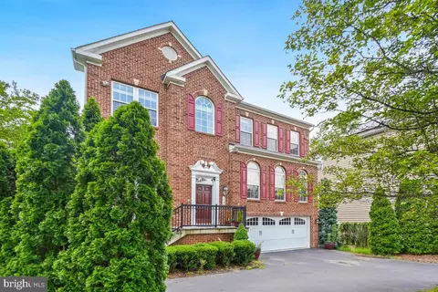 219 Bowen Ct, Annapolis, MD 21401
