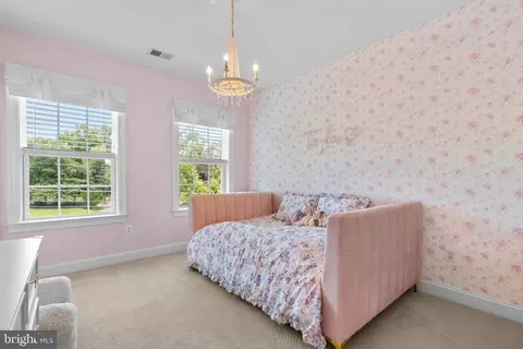 Bedroom - 1013 Shore Acres Rd, Arnold, MD 21012 photo 4 of 9