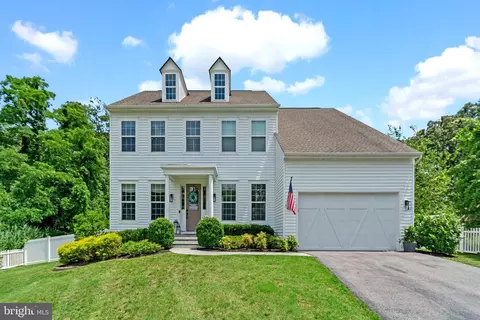 1013 Shore Acres Rd, Arnold, MD 21012