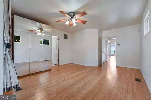 Bedroom - 8227 Bayside Dr, Pasadena, MD 21122 photo 1 of 6