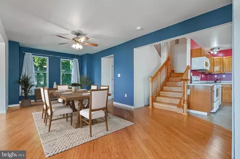 Dining - 8227 Bayside Dr, Pasadena, MD 21122 photo 3 of 3