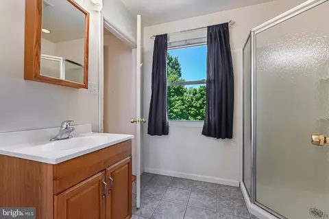 Bath - 8227 Bayside Dr, Pasadena, MD 21122 photo 3 of 3
