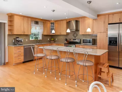 1909 Harcourt Ave, Crofton, MD 21114 photo 12