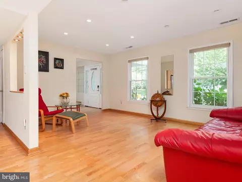 1909 Harcourt Ave, Crofton, MD 21114 photo 9