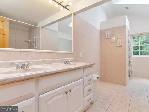 1909 Harcourt Ave, Crofton, MD 21114 photo 34