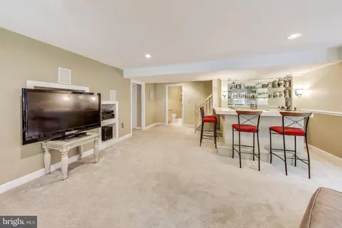 8506 Summershade Dr, Odenton, MD 21113 photo 32