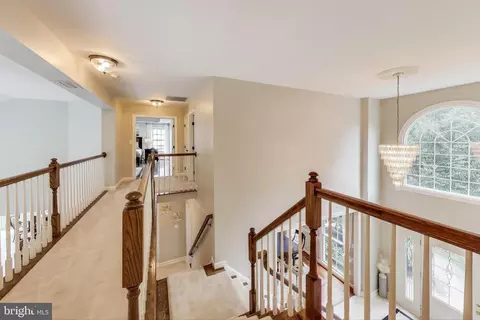 8506 Summershade Dr, Odenton, MD 21113 photo 17