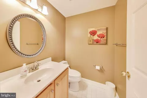 8506 Summershade Dr, Odenton, MD 21113 photo 38