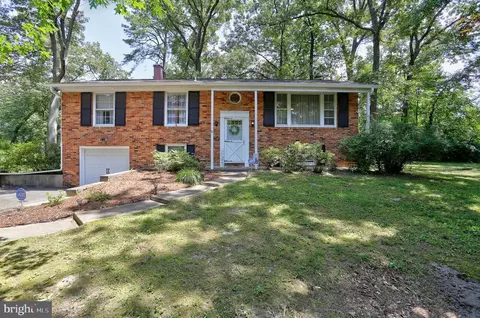 826 Meadow Rd, Severn, MD 21144