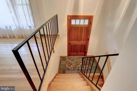 826 Meadow Rd, Severn, MD 21144 photo 5