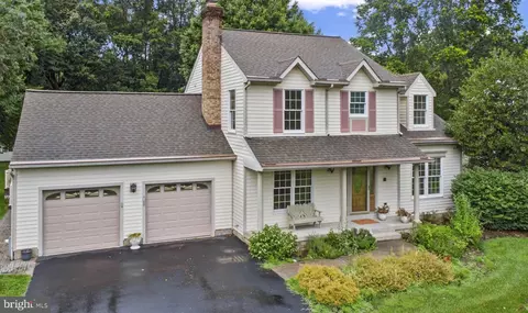 5122 Marx Dr, West River, MD 20778
