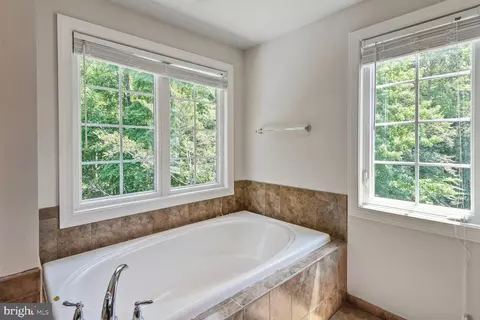 Bath - 1413 Triton Ct, Edgewater, MD 21037 photo 2 of 2