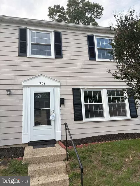 1708 Granite Ct, Crofton, MD 21114