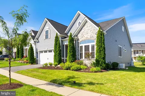 2973 Levee Dr, Odenton, MD 21113 photo 2