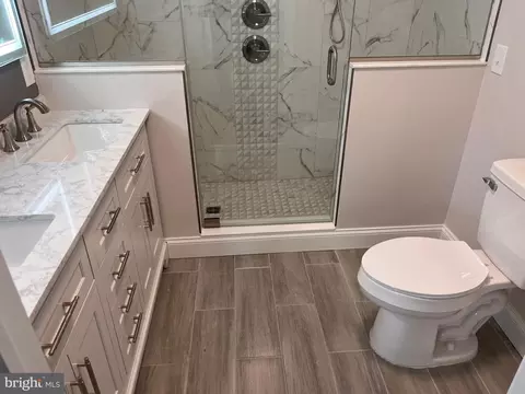 Bath - 1241 Roundtop Rd, Odenton, MD 21113 photo 9 of 9