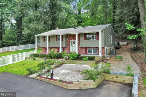 47 Sheridan Rd, Arnold, MD 21012 photo 1