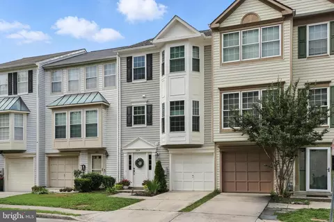 Exterior - 1504 Ashburnham Dr, Crofton, MD 21114 photo 8 of 9