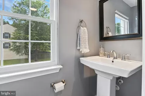 Bath - 1504 Ashburnham Dr, Crofton, MD 21114 photo 1 of 3