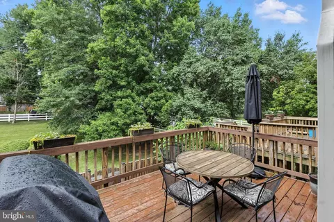 Exterior - 1504 Ashburnham Dr, Crofton, MD 21114 photo 3 of 9