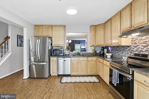 Kitchen - 1504 Ashburnham Dr, Crofton, MD 21114 photo 3 of 3