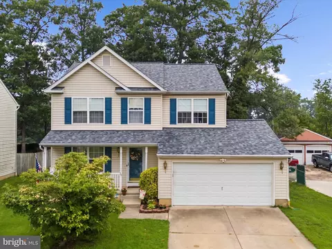 30 Archwood Ave, Glen Burnie, MD 21061