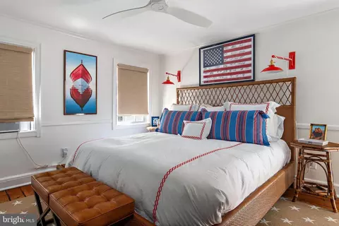 Bedroom - 60 Cornhill St, Annapolis, MD 21401 photo 5 of 8