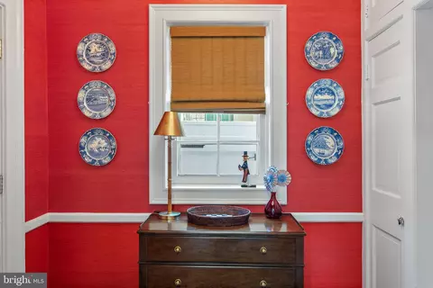Entry Way - 60 Cornhill St, Annapolis, MD 21401 photo 2 of 6
