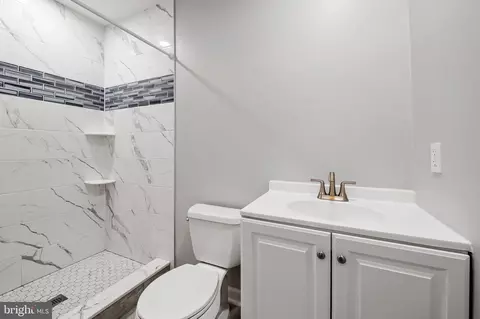 Bath - 7666 Pine Haven Dr, Pasadena, MD 21122 photo 1 of 1