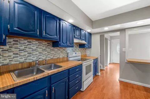 Kitchen - 7666 Pine Haven Dr, Pasadena, MD 21122 photo 3 of 3