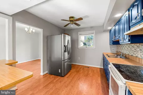Kitchen - 7666 Pine Haven Dr, Pasadena, MD 21122 photo 1 of 3
