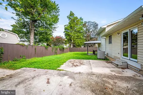 Exterior - 7666 Pine Haven Dr, Pasadena, MD 21122 photo 6 of 6