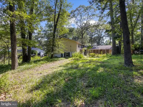 Exterior - 220 Falcon Dr, Pasadena, MD 21122 photo 9 of 9