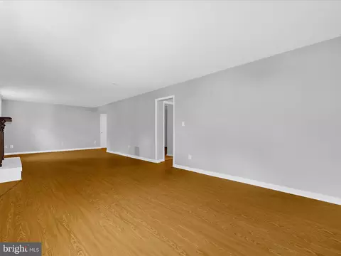 Living - 220 Falcon Dr, Pasadena, MD 21122 photo 11 of 11