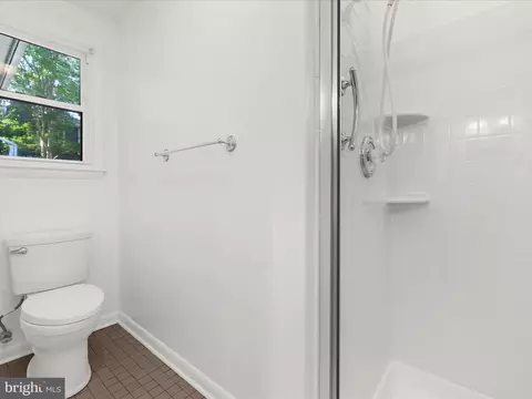 Bath - 220 Falcon Dr, Pasadena, MD 21122 photo 4 of 4