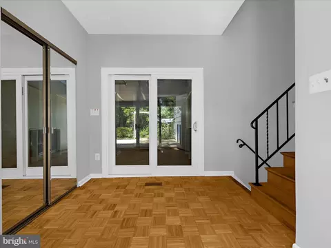 Entry Way - 220 Falcon Dr, Pasadena, MD 21122 photo 1 of 2