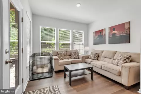 8321 Meadowood Dr, Hanover, MD 21076 photo 31