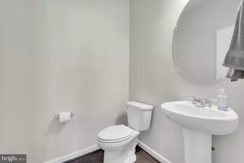 8321 Meadowood Dr, Hanover, MD 21076 photo 34
