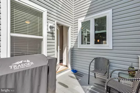 8321 Meadowood Dr, Hanover, MD 21076 photo 35
