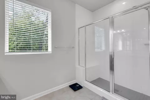 8321 Meadowood Dr, Hanover, MD 21076 photo 23
