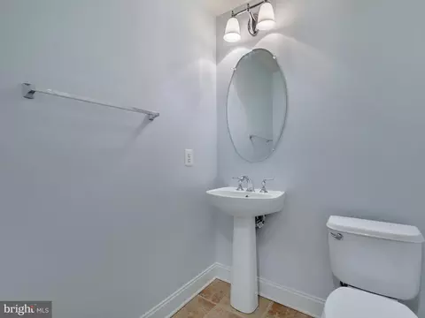 Bath - 7730 Terraview Ct, Hanover, MD 21076 photo 6 of 6