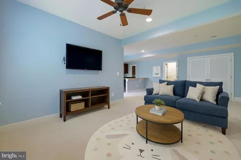 Living - 7730 Terraview Ct, Hanover, MD 21076 photo 12 of 14