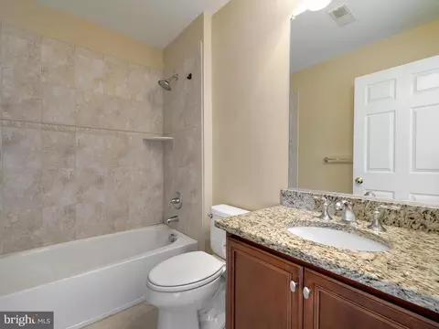 Bath - 7730 Terraview Ct, Hanover, MD 21076 photo 5 of 6