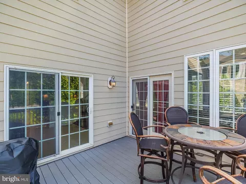 Exterior - 7730 Terraview Ct, Hanover, MD 21076 photo 5 of 12